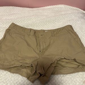 KHAKI GAP shorts , size 6